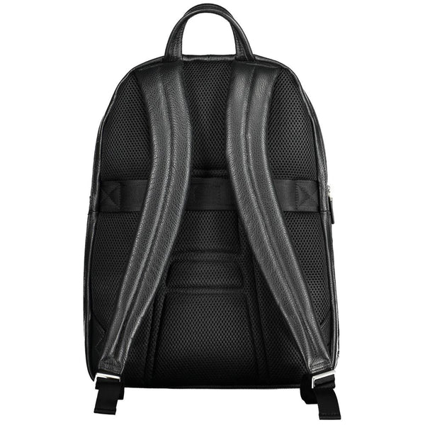 Elegante zaino in pelle nera con vano per laptop