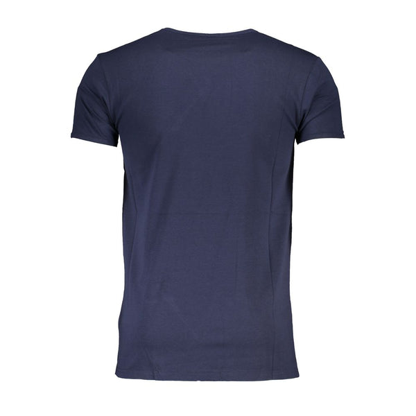 Blaues Baumwollt-Shirt