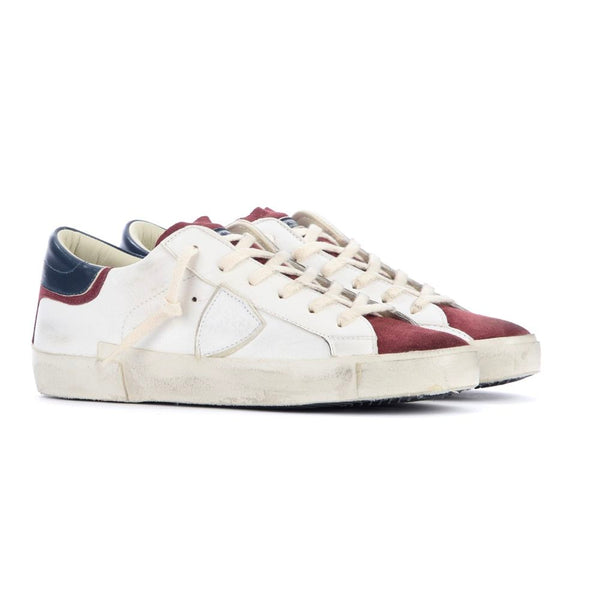 Eleganti sneaker in pelle con accenti in pelle scamosciata