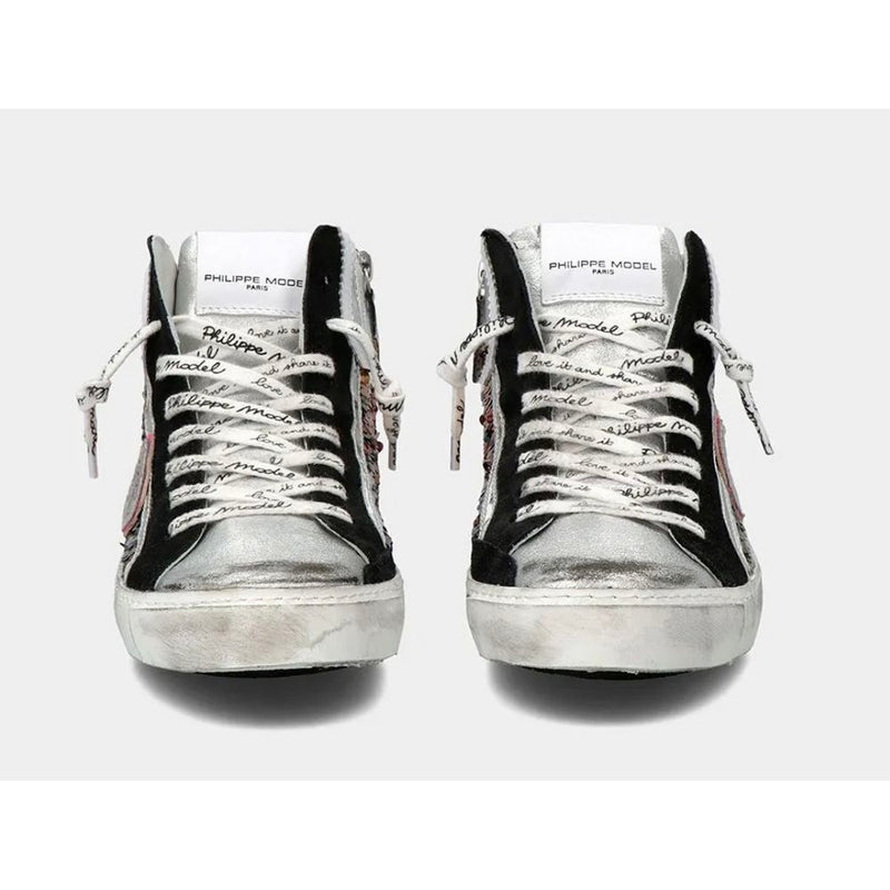 Sneakers en cuir gris élégant avec détails de paillettes