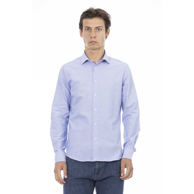 Chemise en coton bleu clair élégant