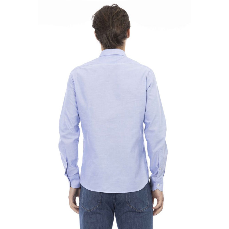 Chemise en coton bleu clair élégant