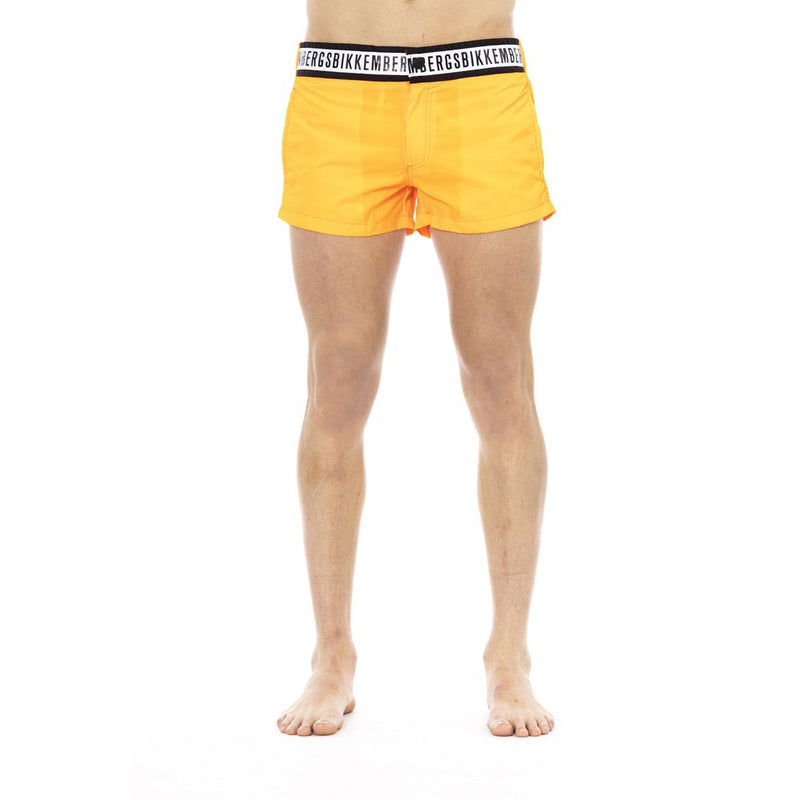 Elegantes pantalones cortos de natación naranja con banda de marca