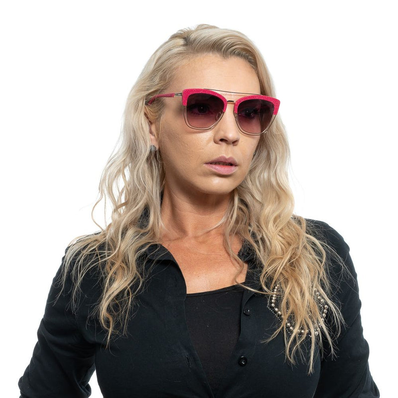 Lunettes de soleil des femmes roses