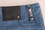 Eleganti jeans di lavaggio blu.