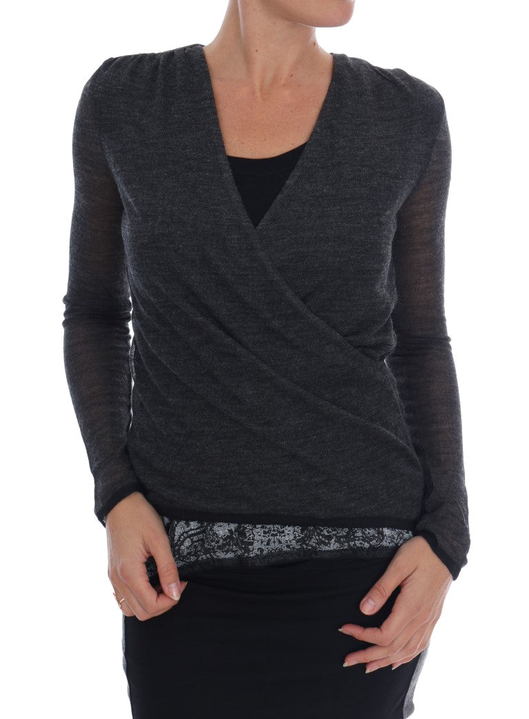 Blusa de manga de encaje gris elegante