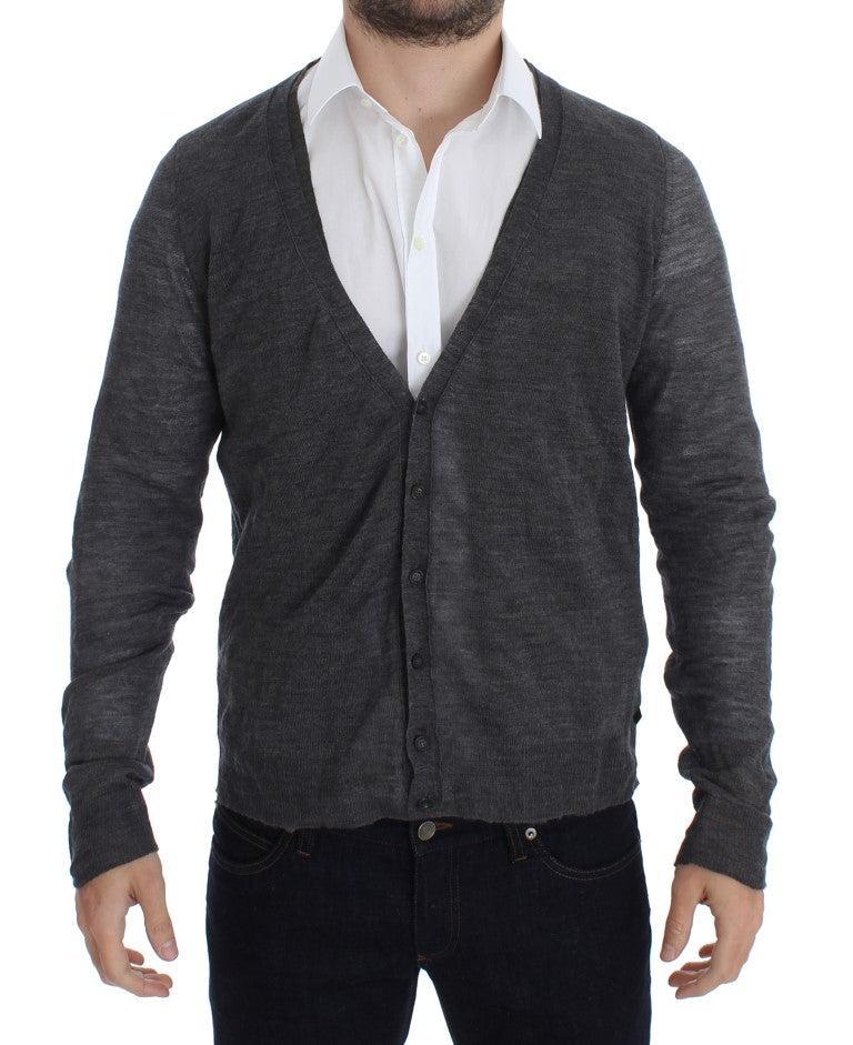 Élégant pull cardigan à laine gris gris