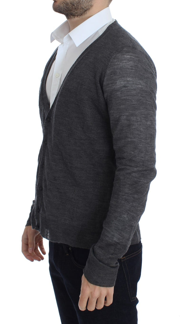 Élégant pull cardigan à laine gris gris