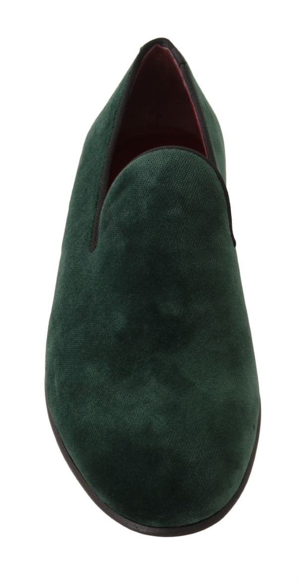 Elegante grüne Wildleder-Slipper