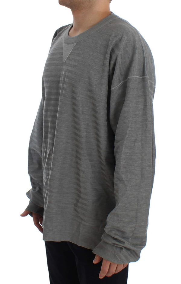 Elegante maglione pullover di seta grigia