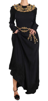 Robe noire maxi élégante avec détails en or