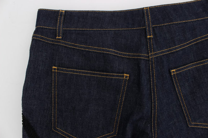 Jeans capri ricamato per uno stile elegante