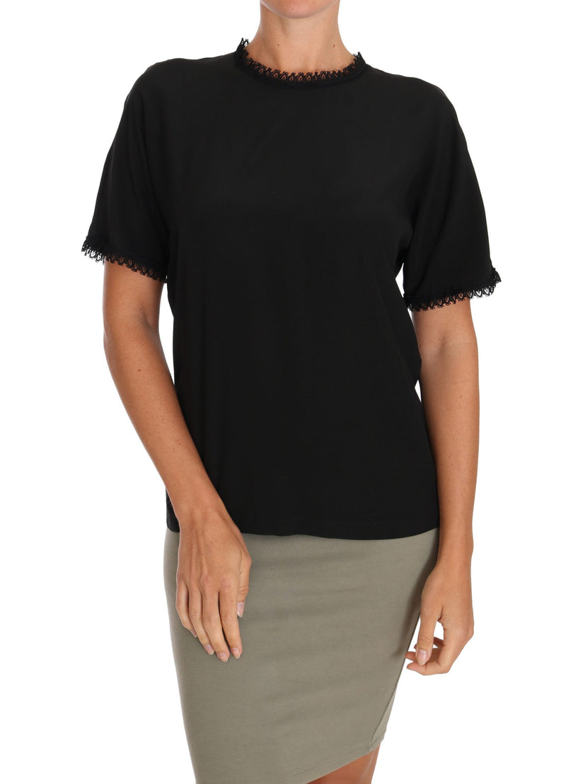 Elegante blusa de seda detallada de encaje