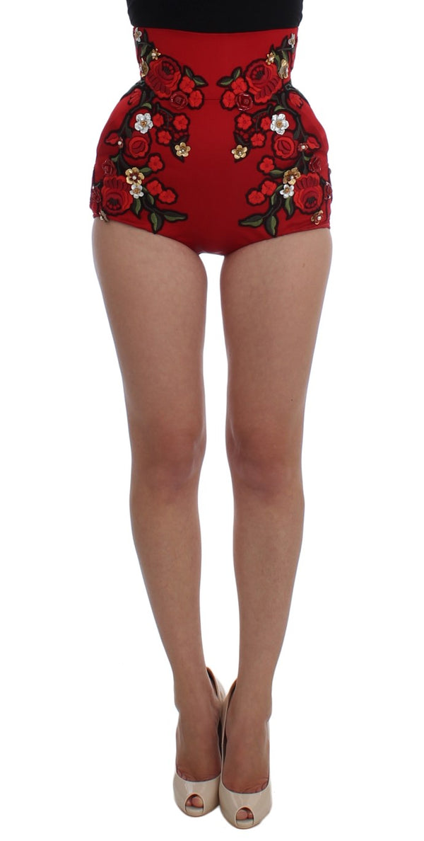 Shorts brodés floraux glamour de la soie rouge