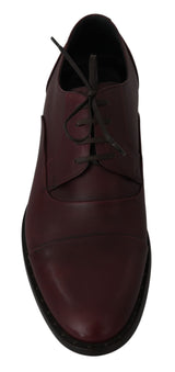 Elegante Bordeaux -Leder -Kleiderschuhe