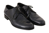 Elegante dunkelblaue Leder -Derby -Kleiderschuhe