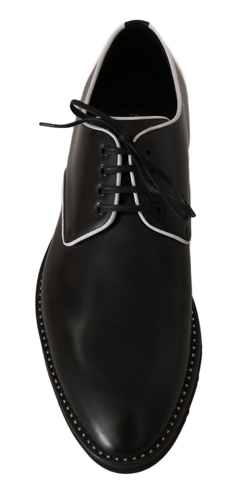 Elegante schwarze Leder -Derby -Kleiderschuhe