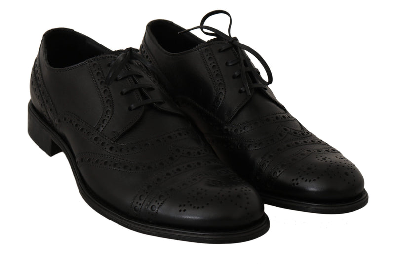 Elegante schwarze Leder Derby Wingtip -Kleidungsschuhe