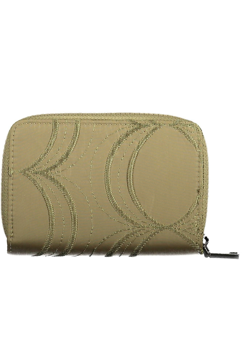 Elegant Green Zip Wallet with Contrasting Details