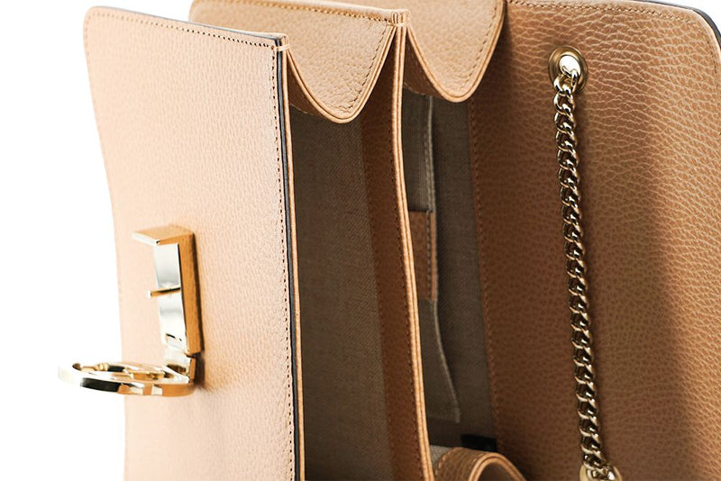 Sac à bandoulière beige élégant avec GG Snap