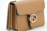 Elegante borsa a tracolla beige con snap GG