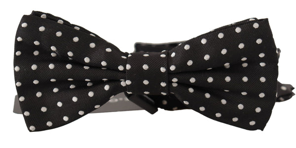 Elegante papilla in seta a pois in bianco e nero